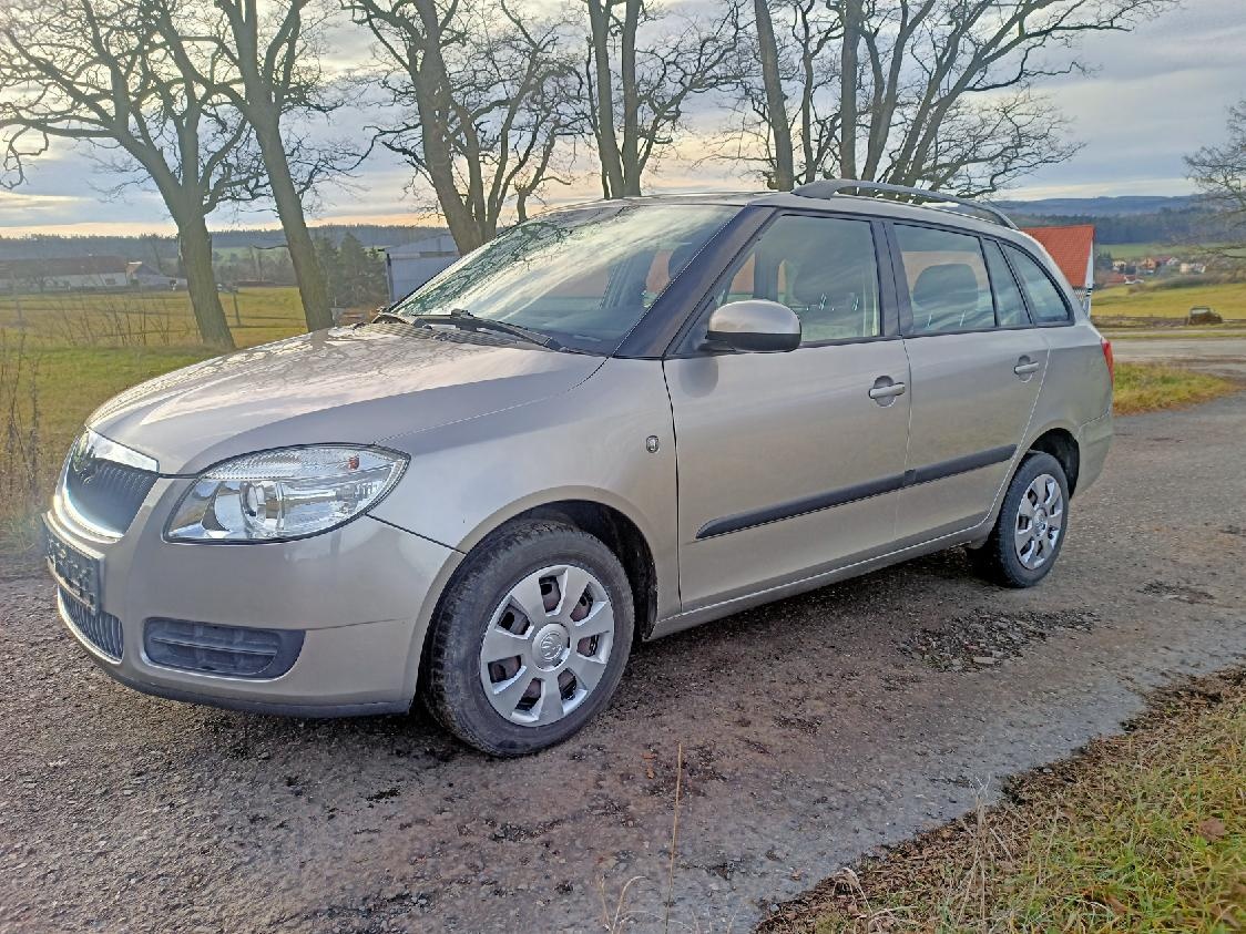 Škoda Fabia 1.2 51kW,velmi pěkná a zachovalá