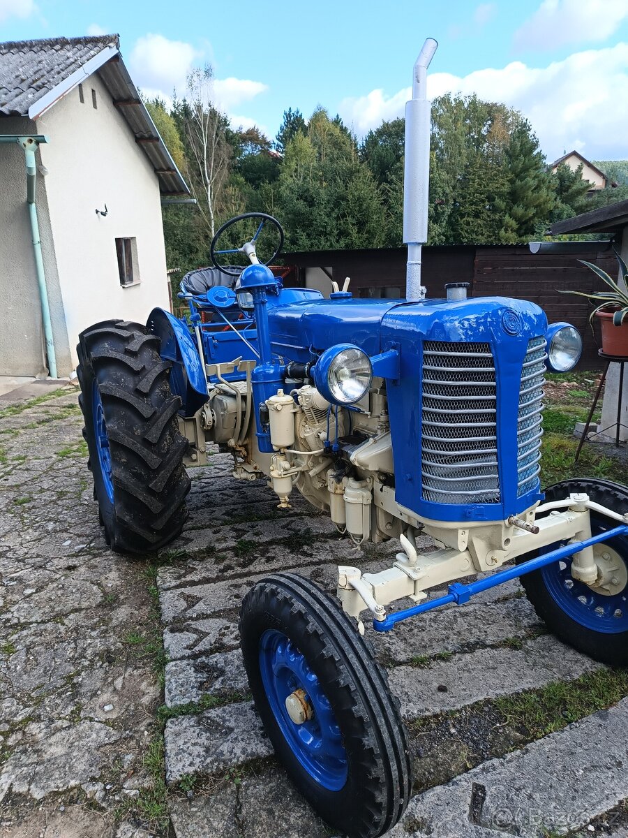 Zetor 25A