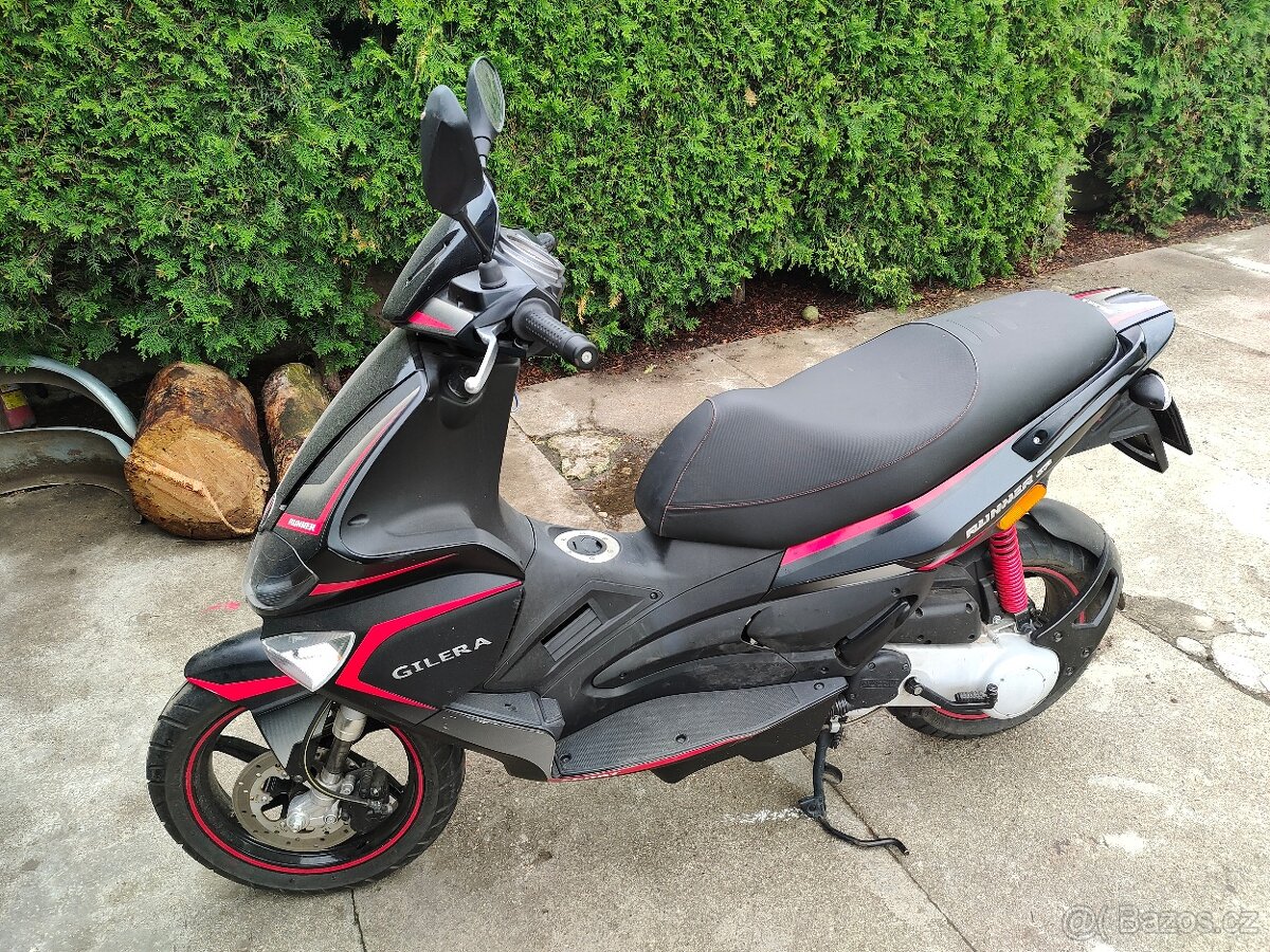 Piaggio Runner 50