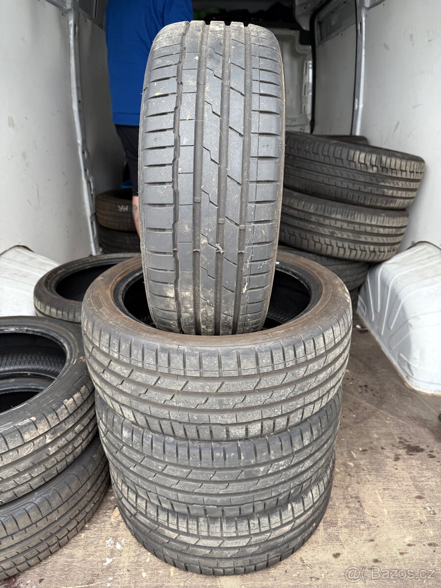 Hankook 205/45 r17