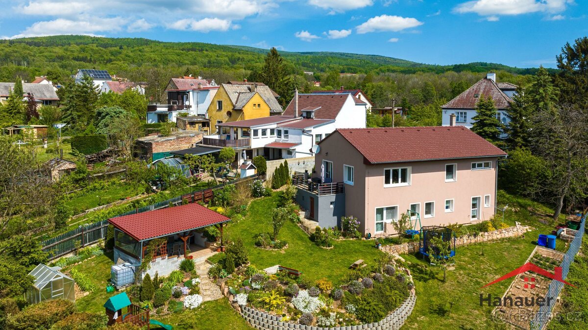 Prodej rodinného domu, Košťany - Střelná, ul. na Hampuši