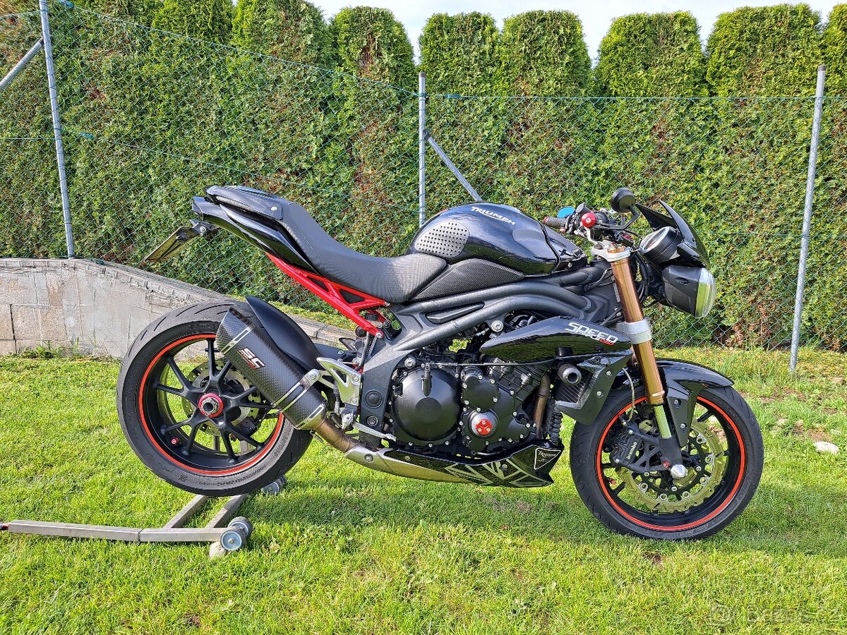 Triumph Speed Triple 1050