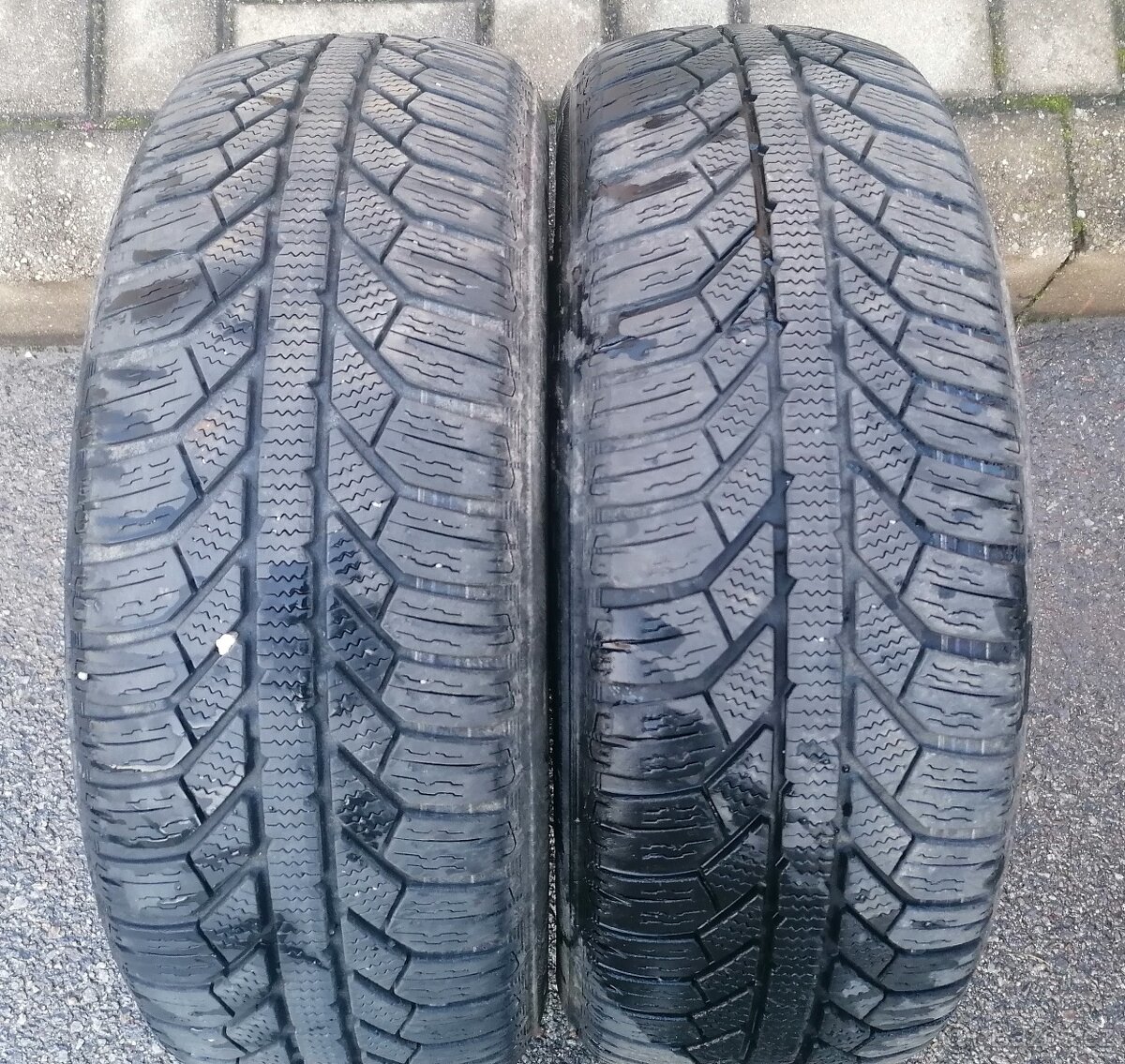 Zimní pneu Semperit 185/60 r14