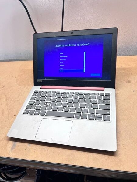 Predám polofunkčný notebook Lenovo 120S na diely, opravu