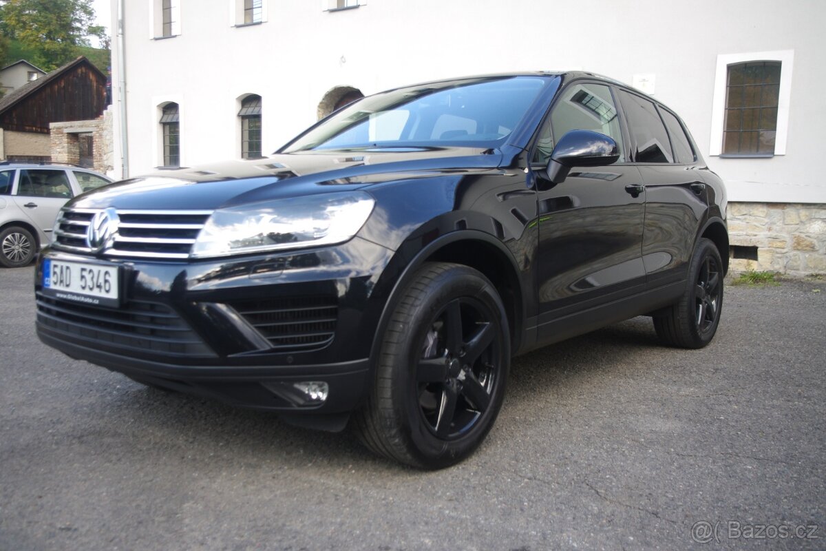 VW TOUAREG  - 3.0 TDi , ZACHOVALÉ