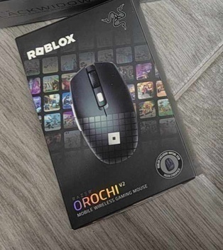 Razer Orochi V2 Roblox Edition - Limited