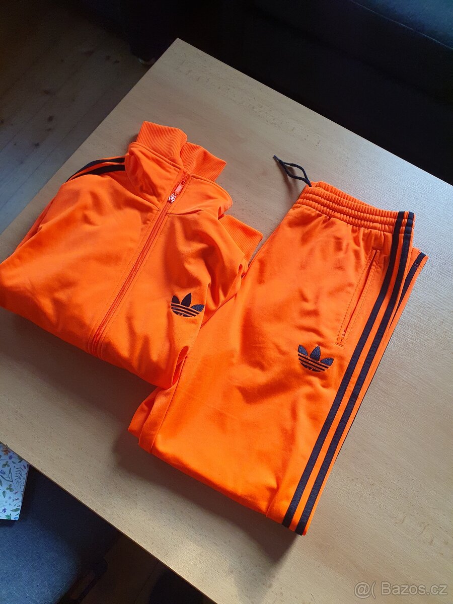 Tepláková souprava Adidas unisex