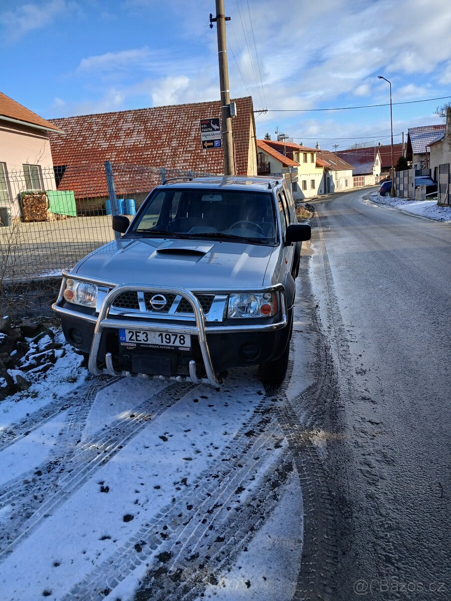 Nissan navara