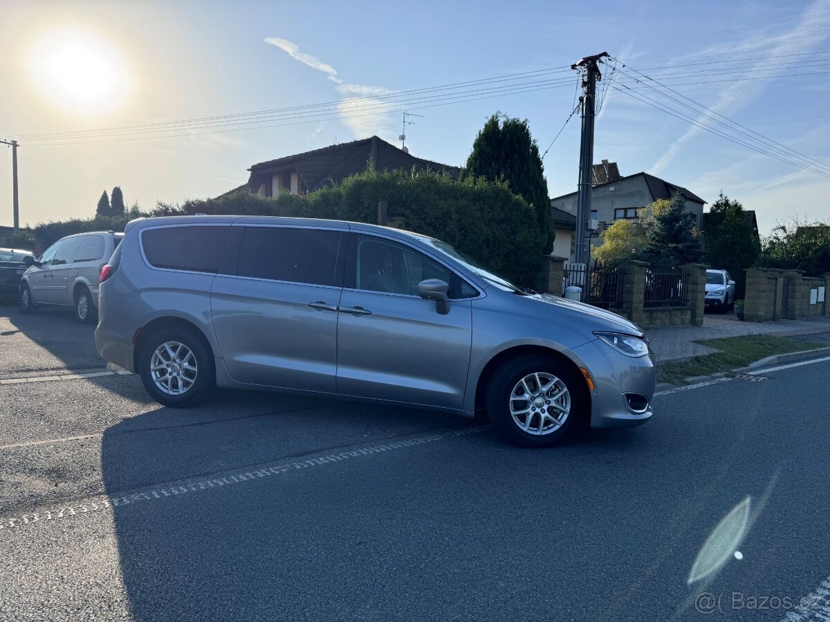 Chrysler Pacifica Grand Caravan 3,6 RU Čocka 2020