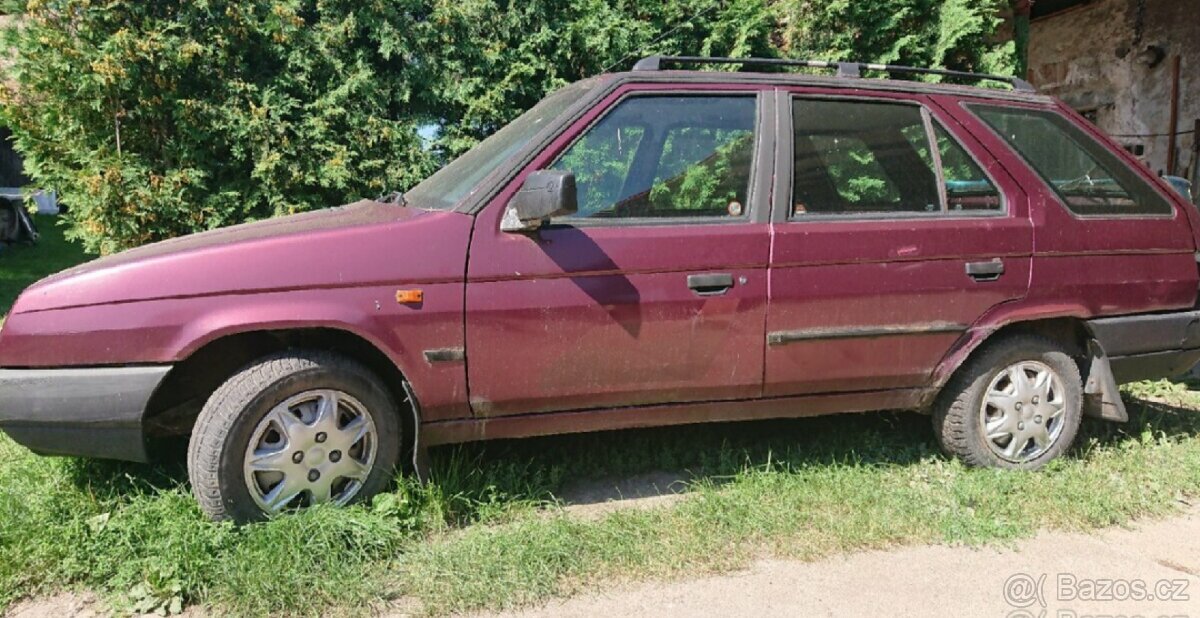 Škoda Forman Solitaire