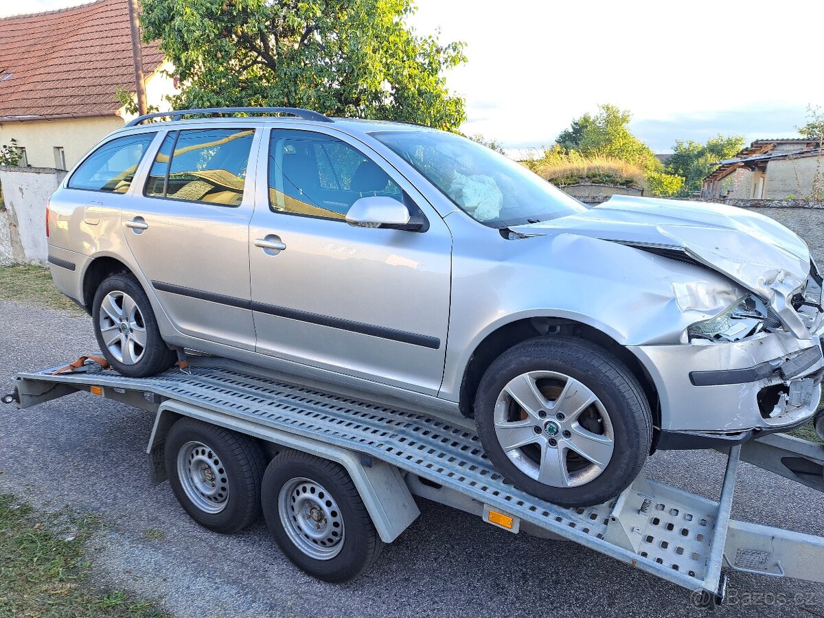 Octavia 2 combi 1.9TDI 4x4 - díly z vozu