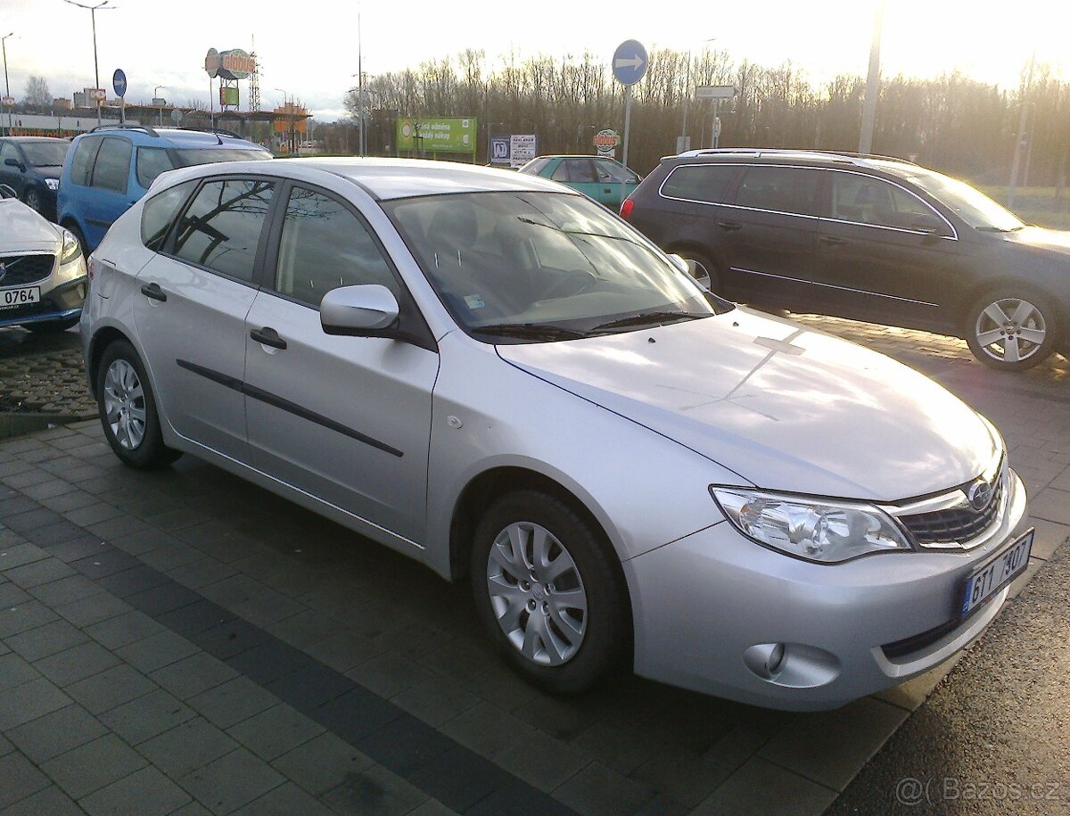 SUBARU Impreza 1.5R HB, r. 2009, 2. majitel, ČR