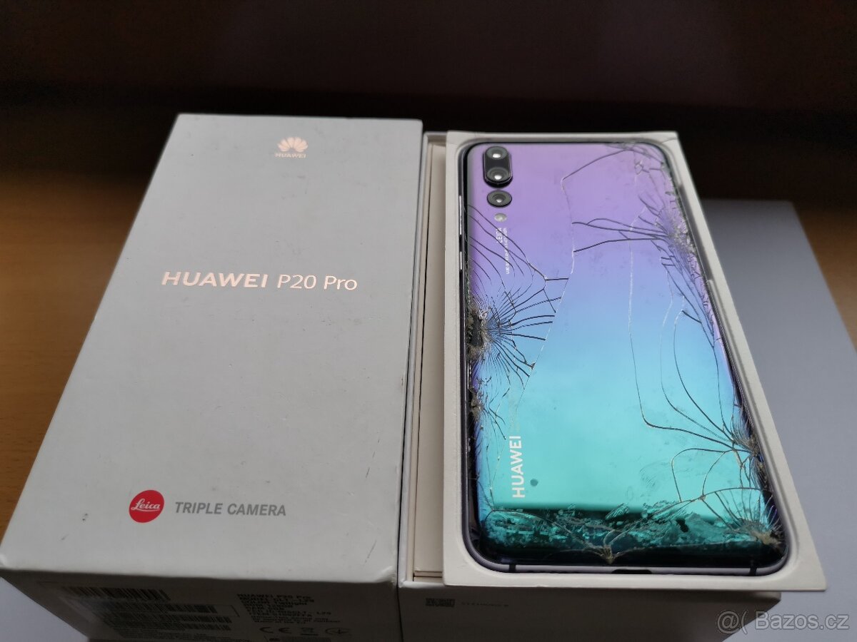 Huawei P20 pro + 2 nové kryty