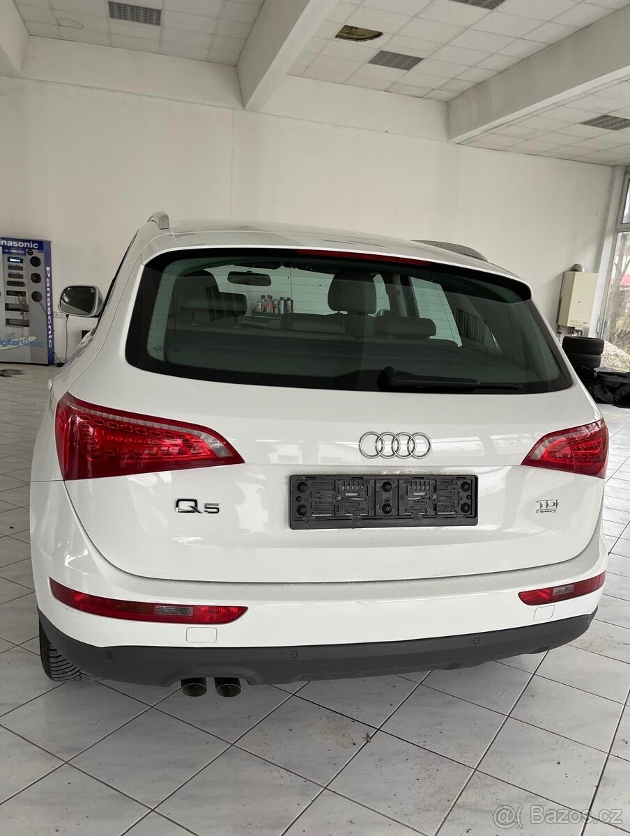 Audi Q5 2.0TDi QUATTRO, 140tis.km, AUTORIZOVANÝ SERVIS