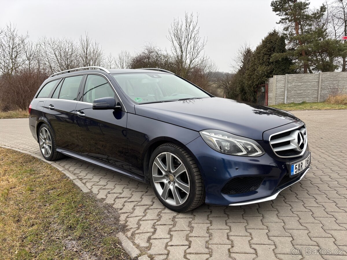 Mercedes-Benz E 250 4Matic, plná výbava, DPH