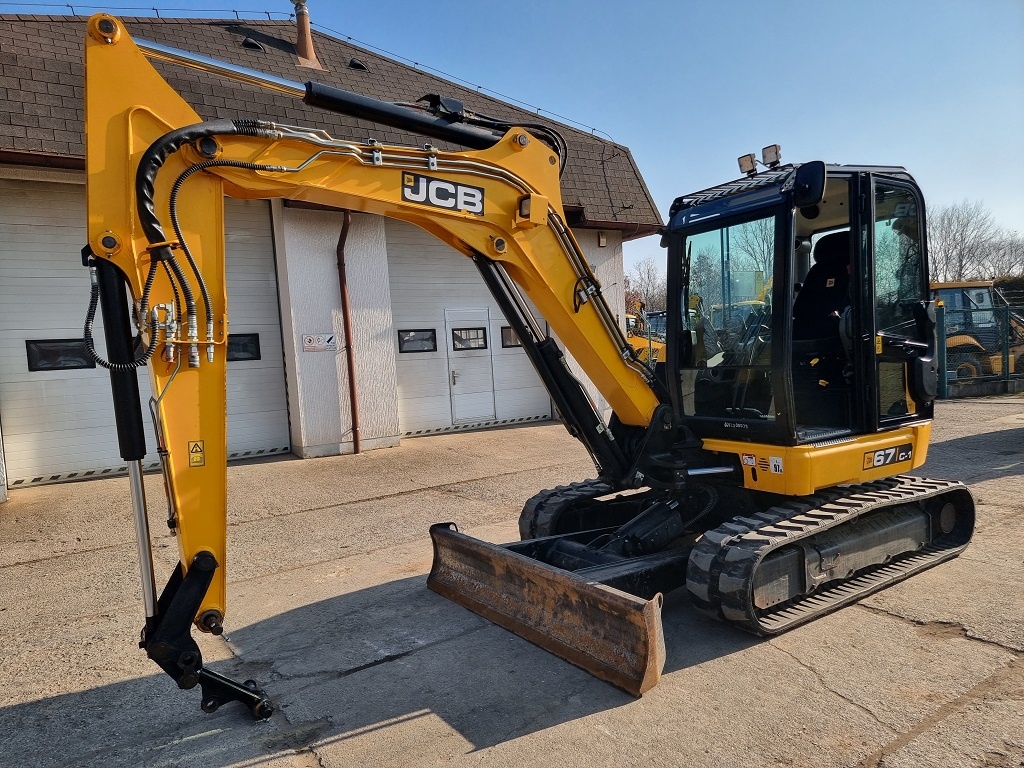 JCB 67C 2020 pouze 1000mth, A/C, 3 okruhy, refuel pumpa