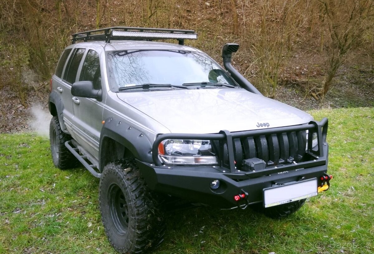 JEEP GRAND CHEROKEE WJ - PŘEDNÍ PEVNOSTNÍ NÁRAZNÍK