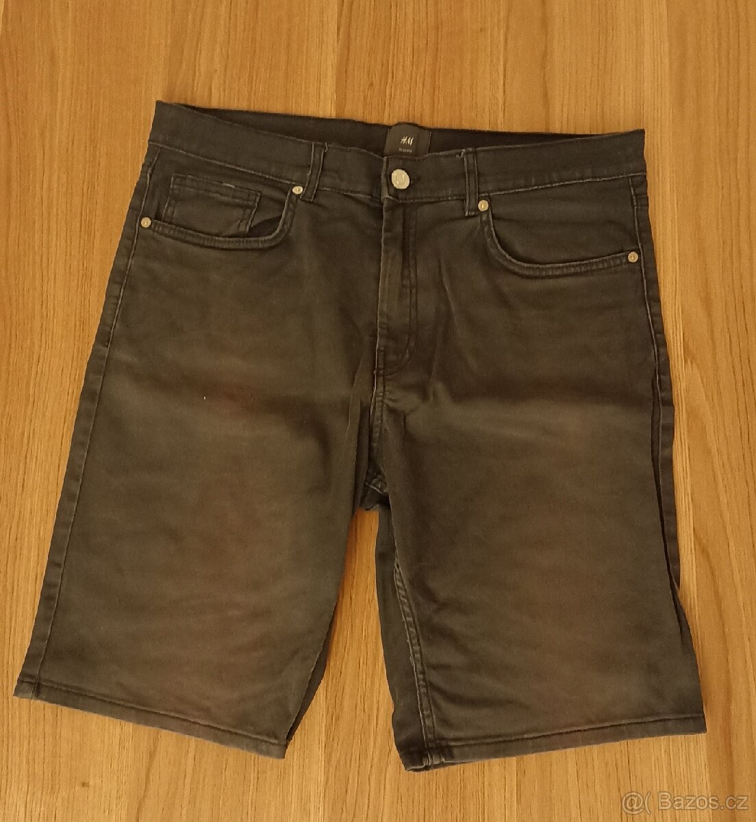 Kratasy H&M 33 slim fit