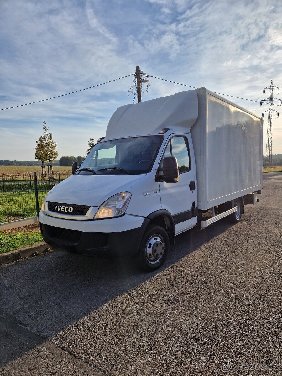 IVECO DAILY - HYDRAULICKÉ ČELO - POUZE 155.000 KM