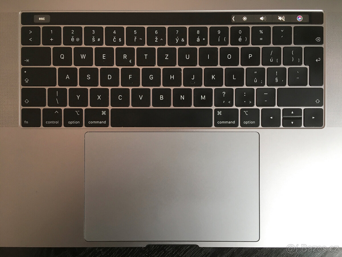 Macbook Pro 15", 32GB/1TB