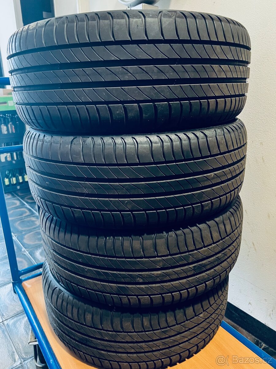 Michelin 205/45 R16