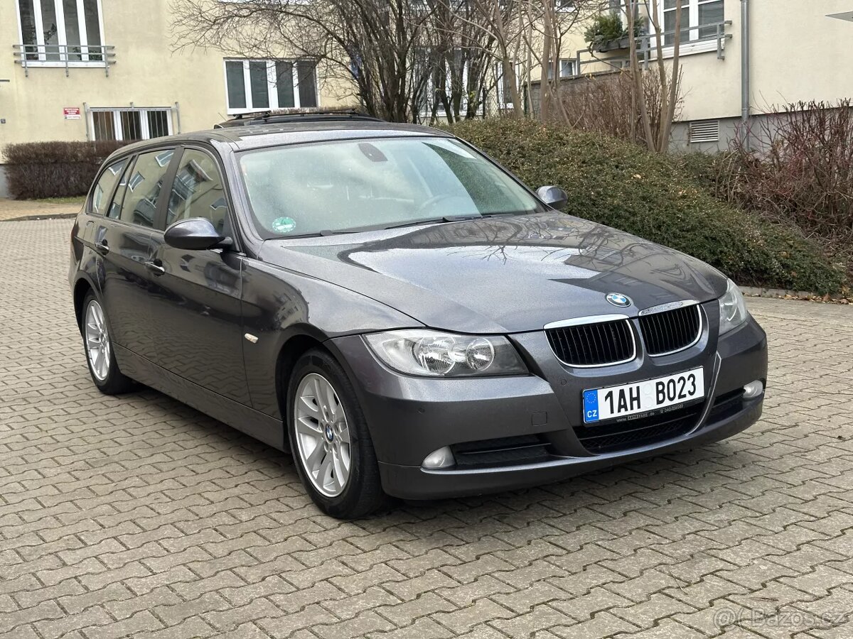 BMW Řada 3 E91 320i 125kW Automat Aut. klima Kůže Tažné