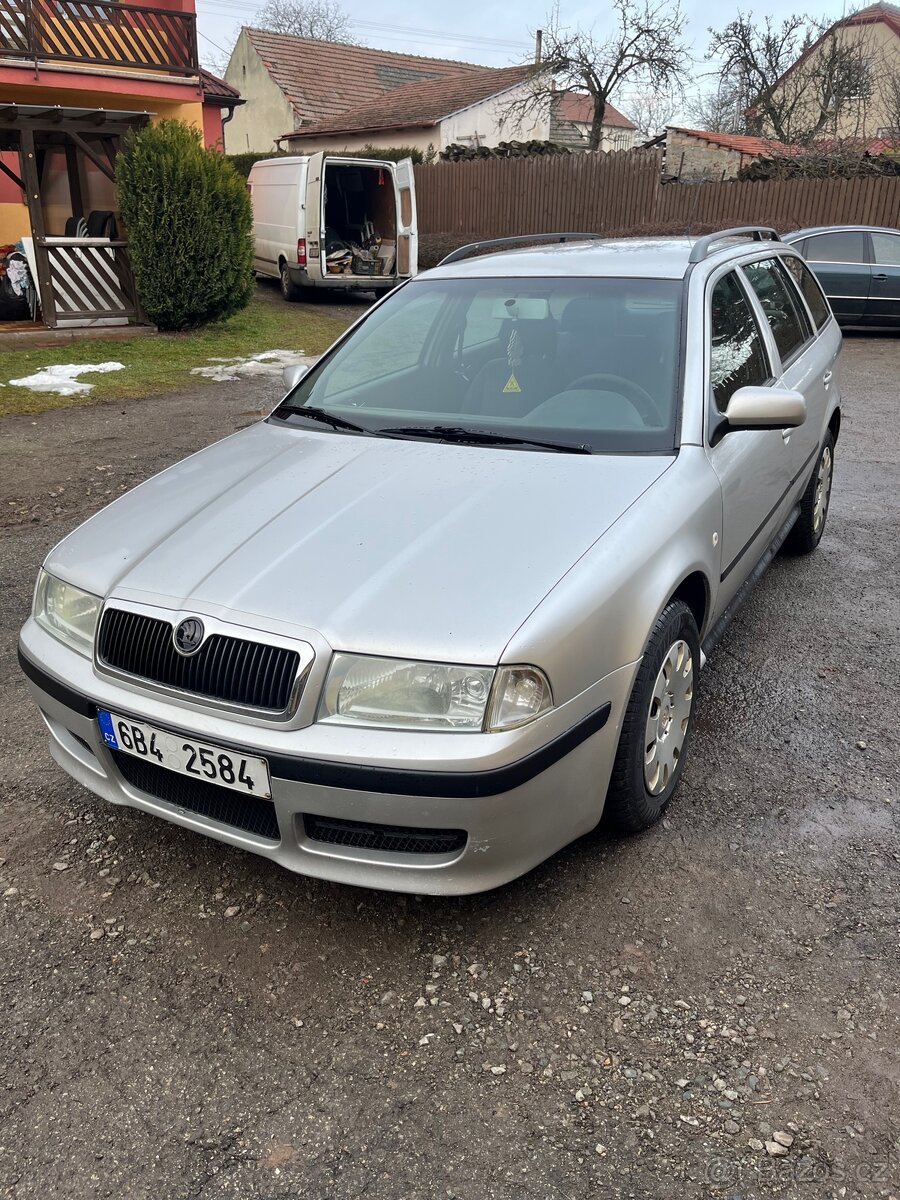 Škoda octavia 1