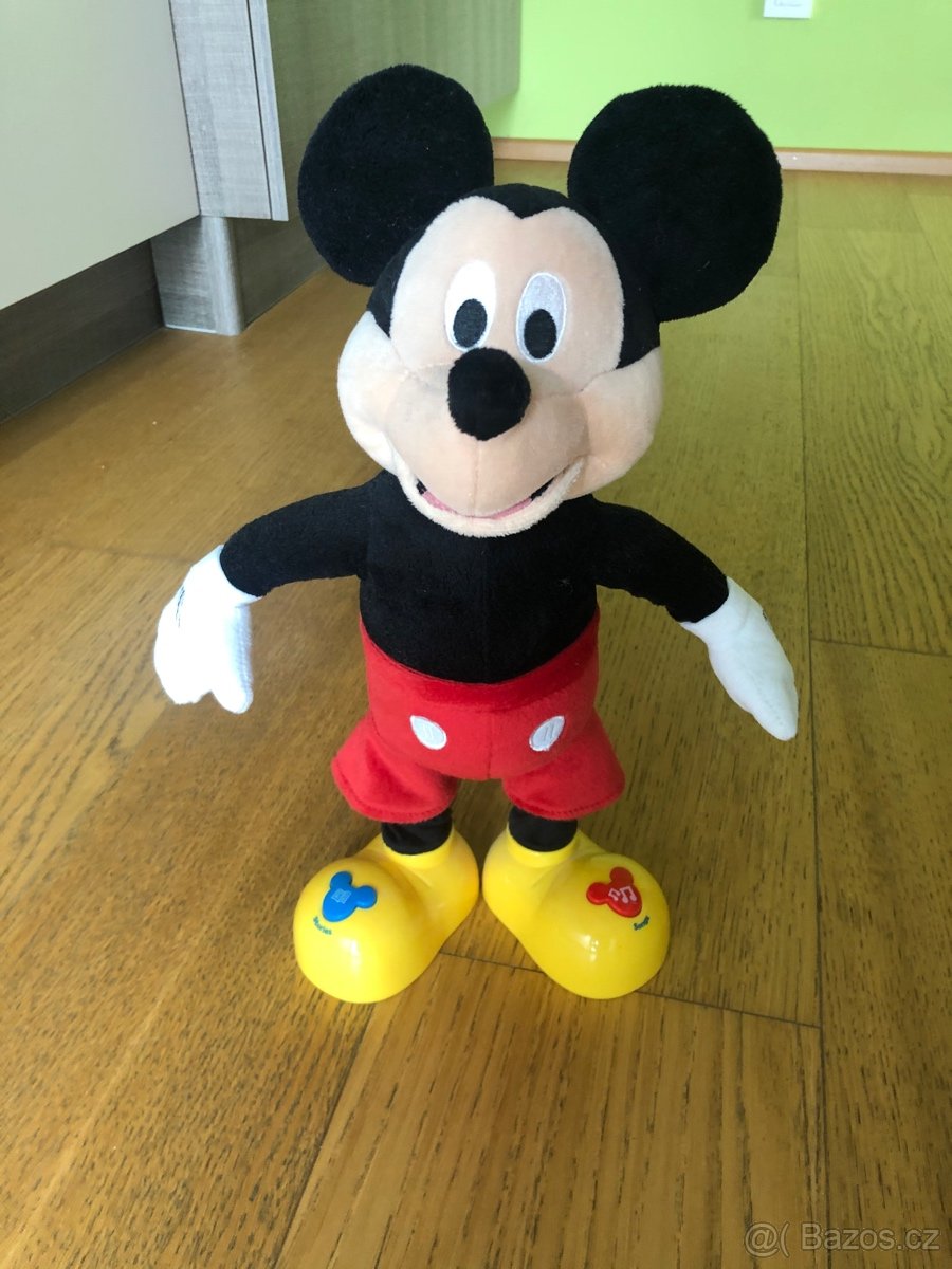 Hrajúci, plyšový Mickey