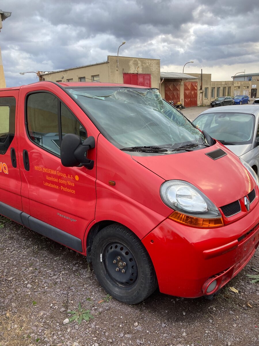 Renault Trafic 2.5 dci