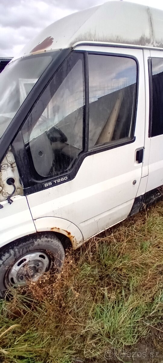 levé dveře Ford Transit