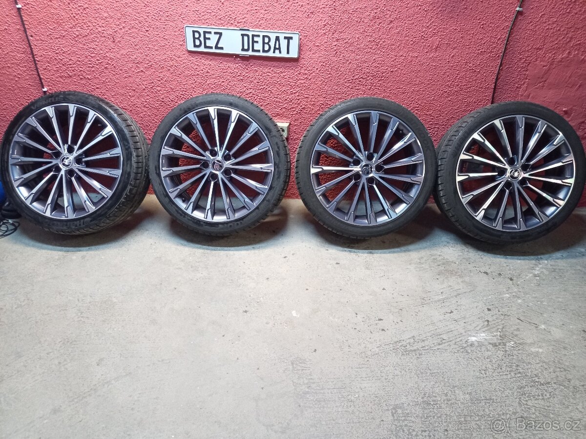 Skoda Becrux 19" 5x112 225/40 letni