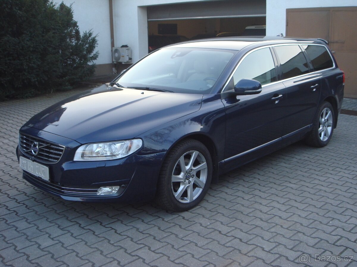 Volvo V70 D4 133kw manual nové v ČR 153tkm facelift