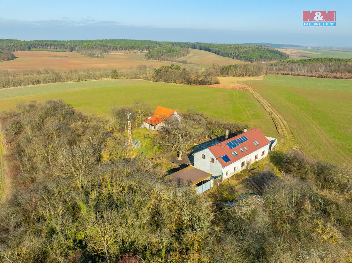 Prodej zemědělského objektu, 298 m², pozemek 2063 m²