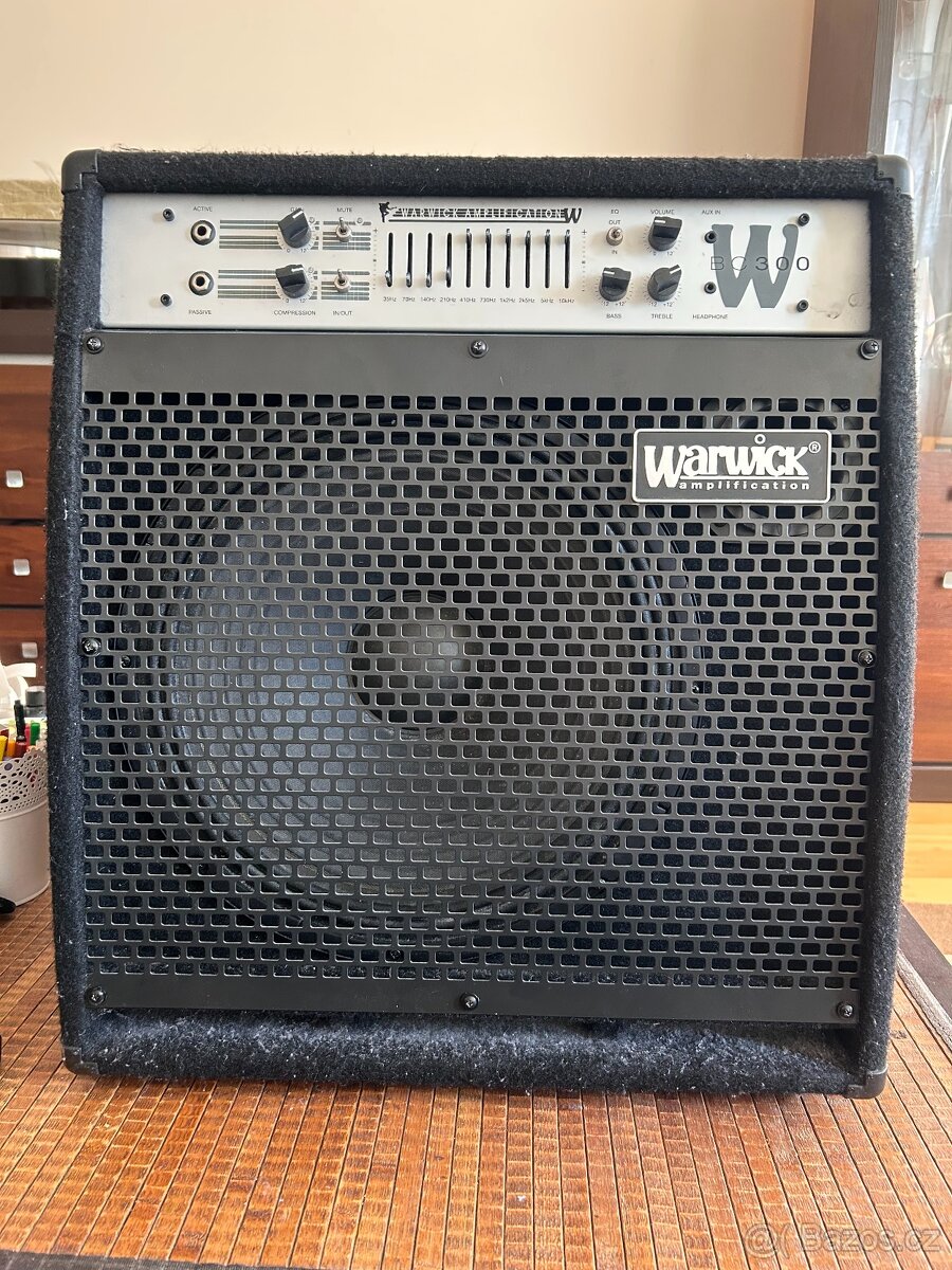 Warwick BC300 300 WATT BASS AMP COMBO