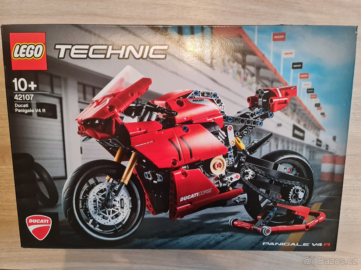 LEGO® Technic 42107 Ducati Panigale V4 R nové