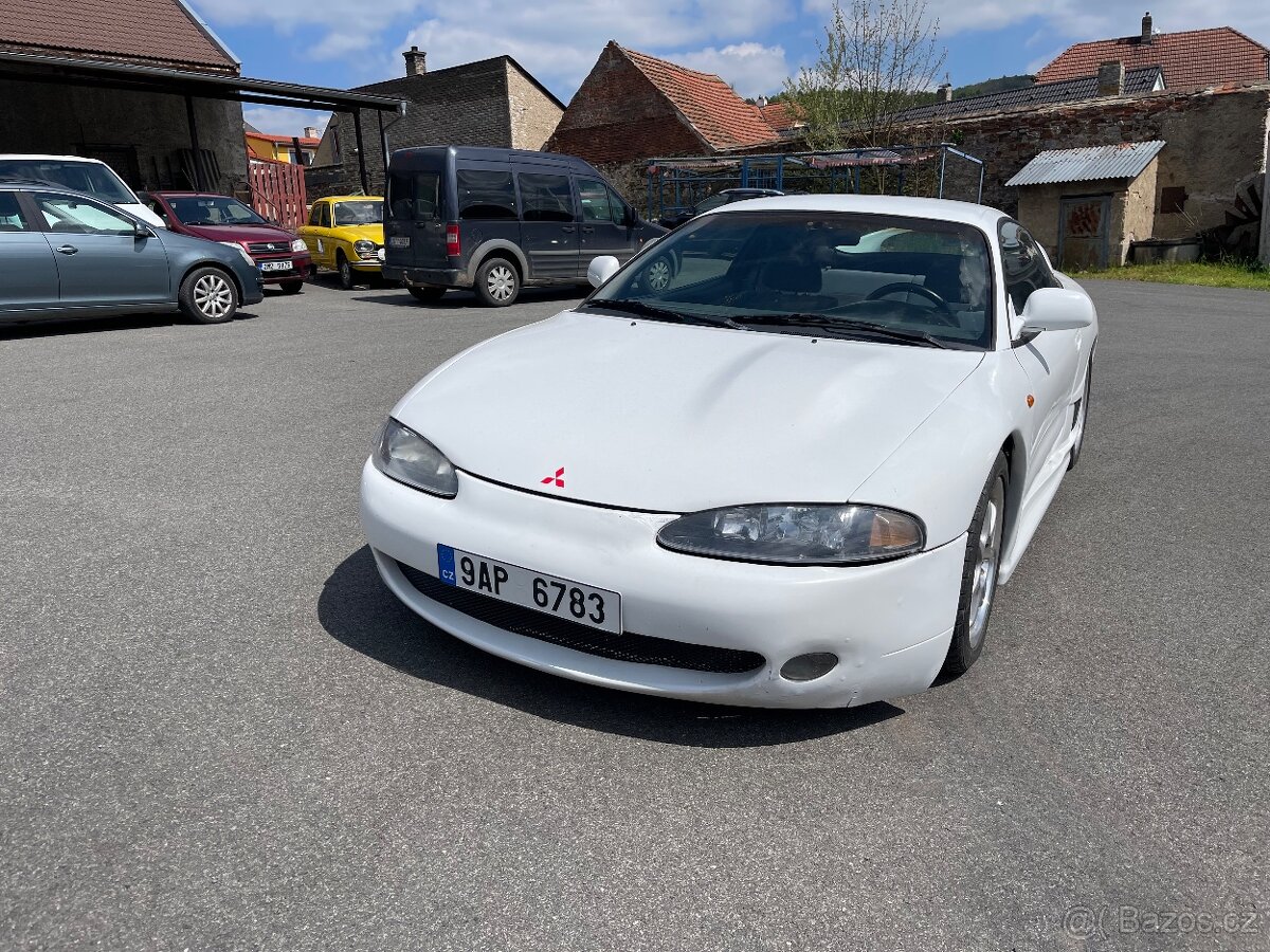 Mitsubishi Eclipse 2.0 i 16 V. Rok 1996.