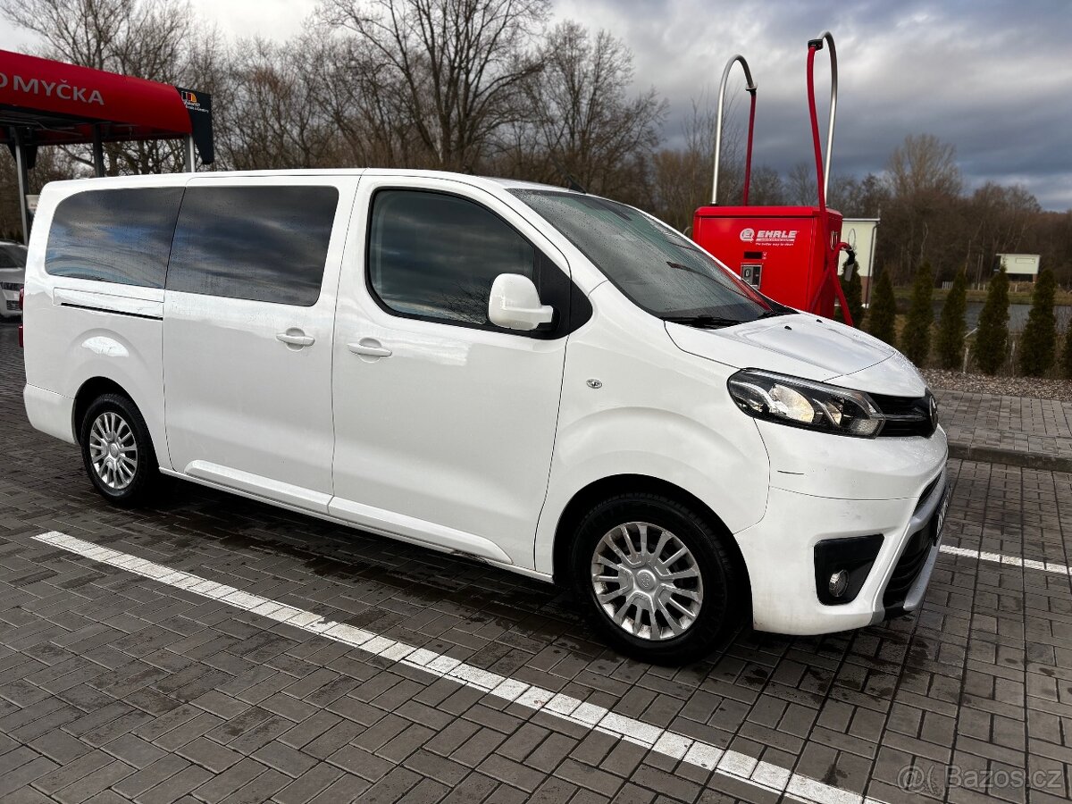 toyota proace