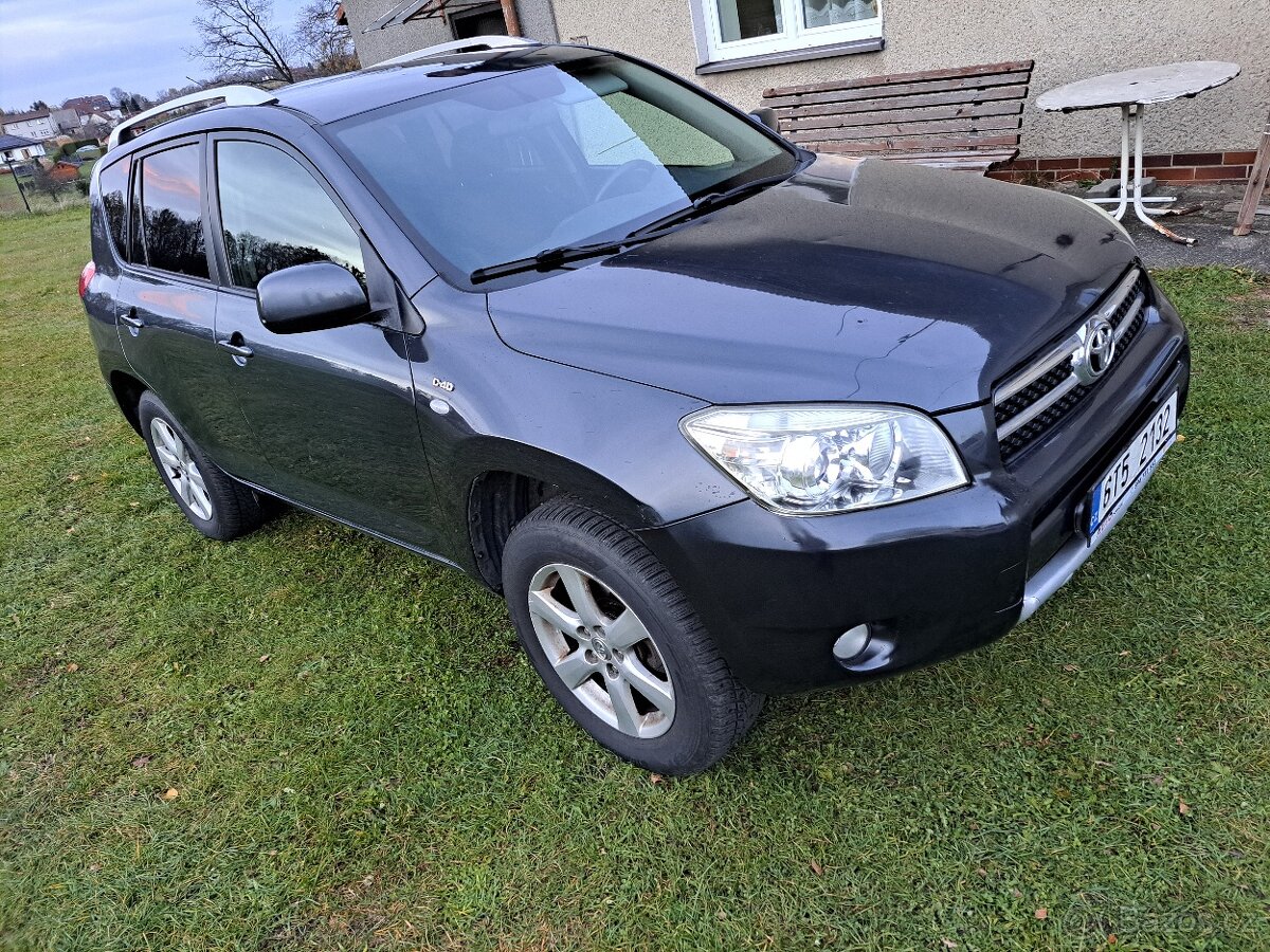 Toyota RAV4, 2.2 D-4(100KW)