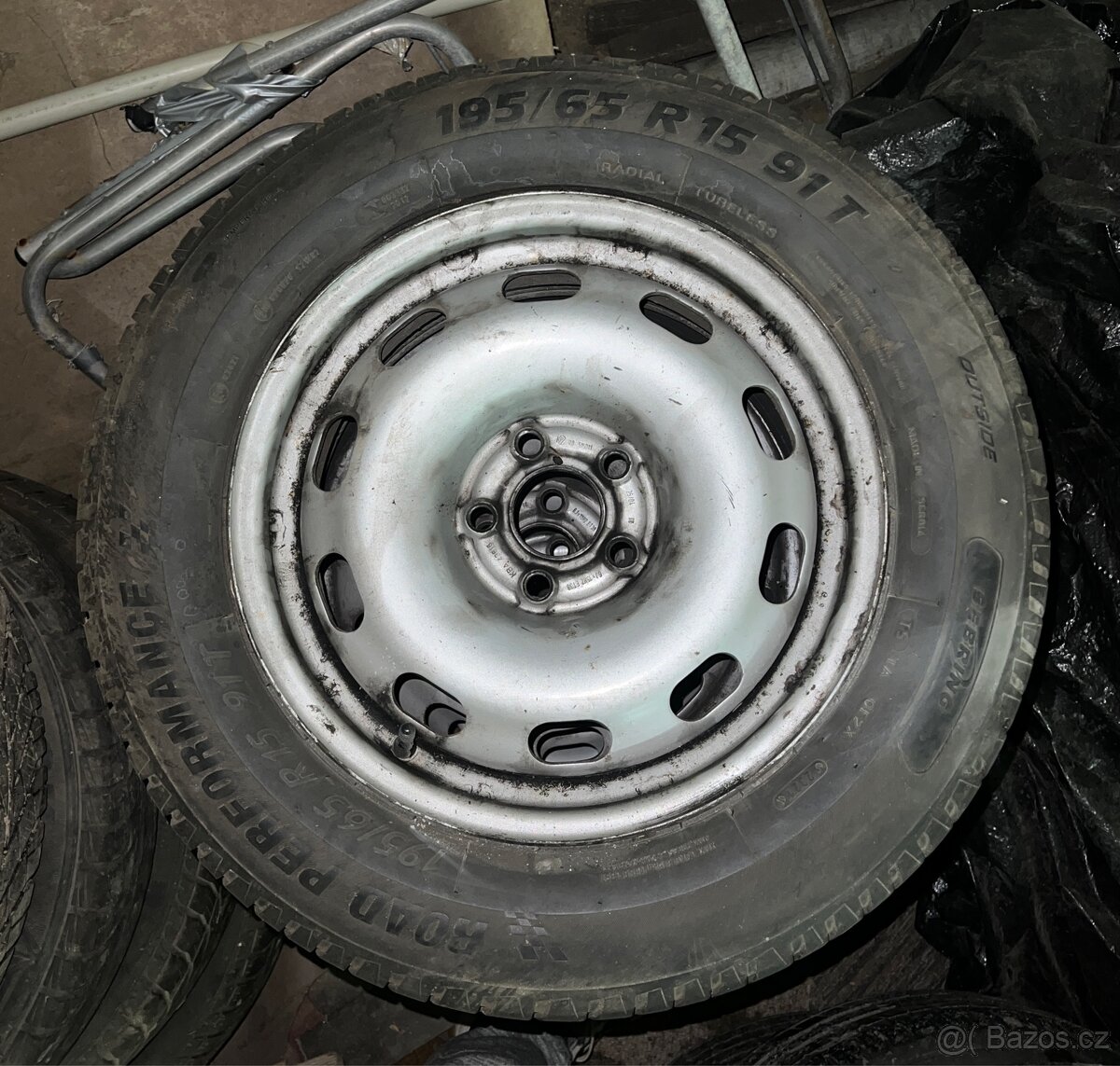 Letní pneu 195/65 r15