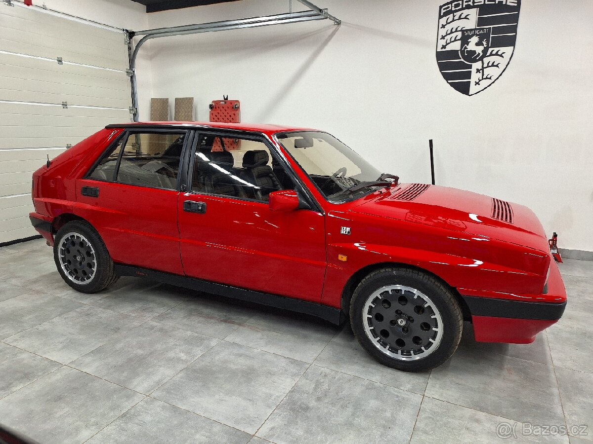 Lancia Delta Integrale 16V