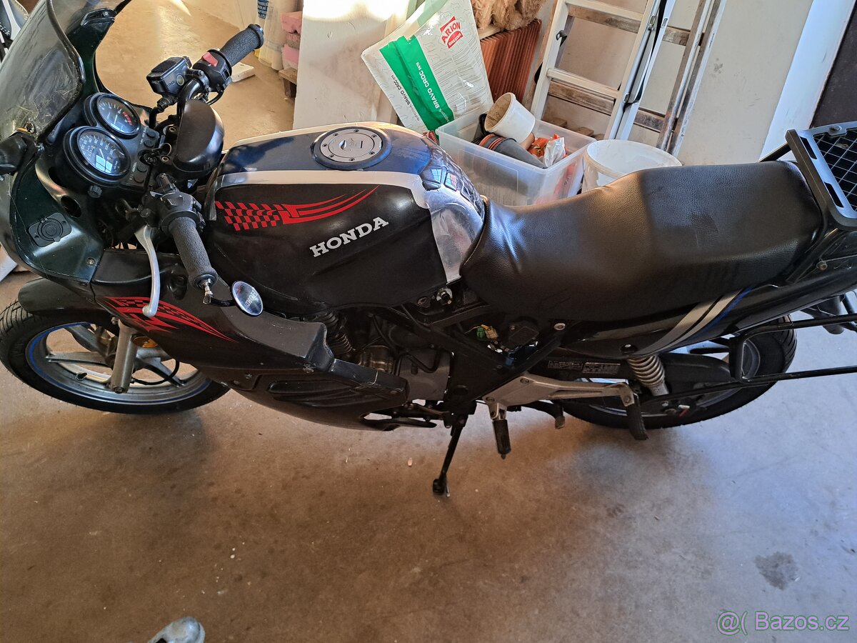 Honda cb 500r