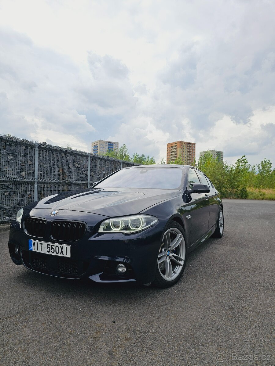 BMW F10 550i xdrive V8 řada 5 330kw