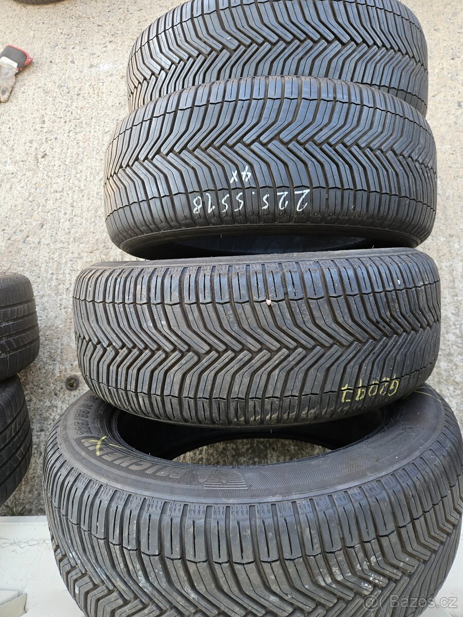 225/55R18 102V XL CrossClimate AO MICHELIN