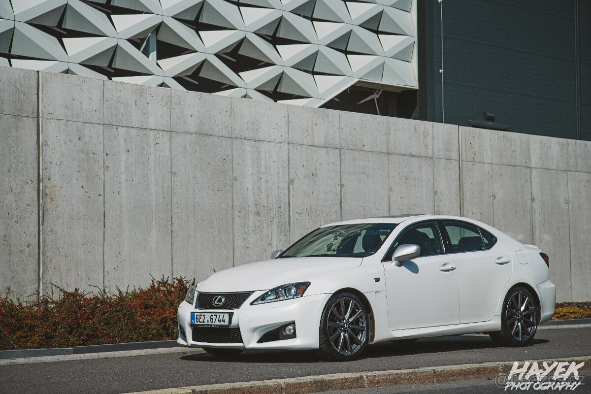 Prodám Lexus ISF