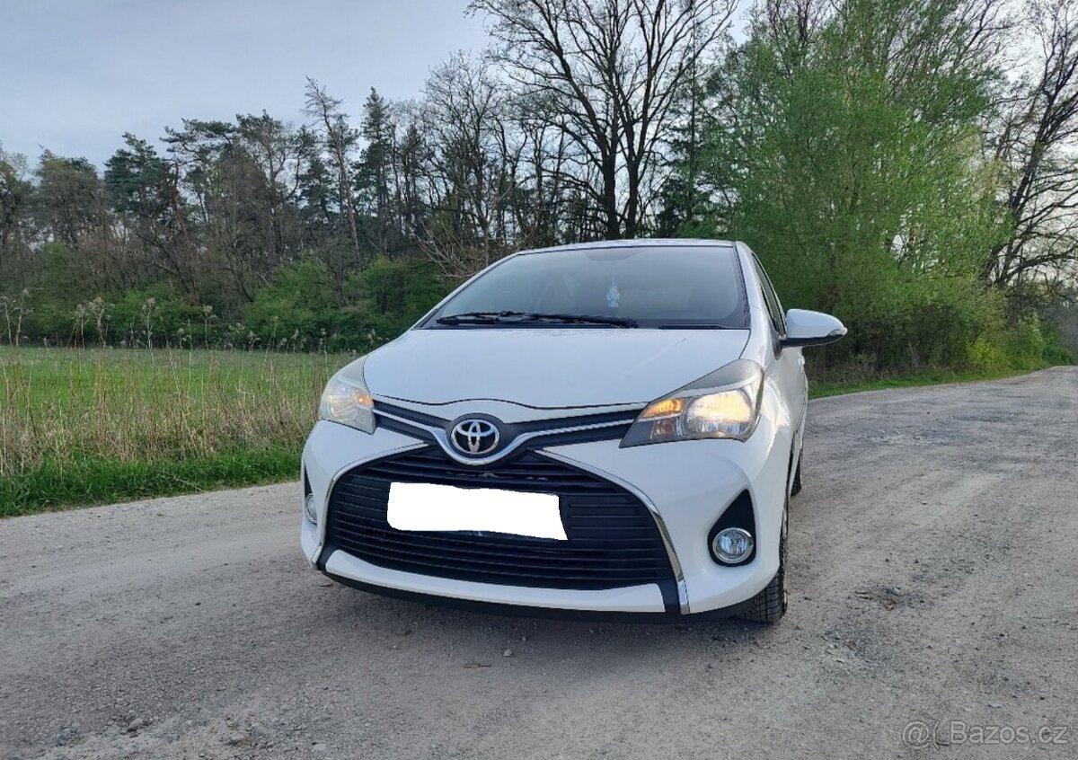 Toyota yaris 1.3, automat