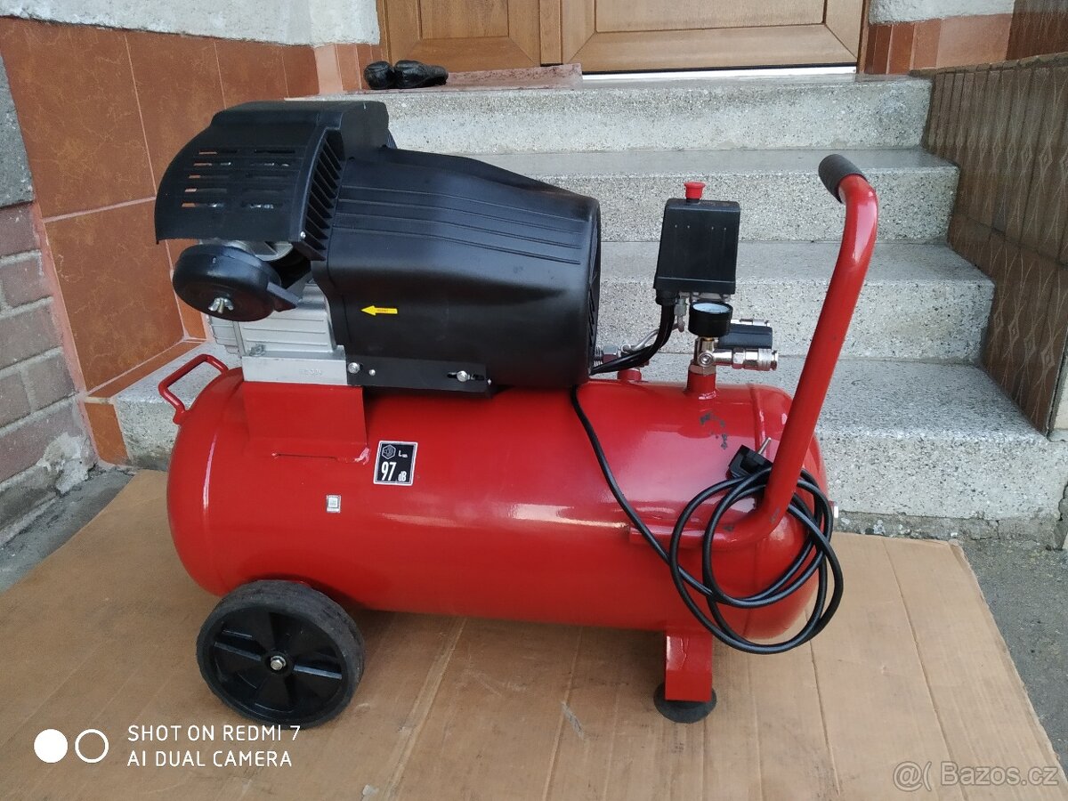 Prodám 2-pístový kompresor Einhell Classic TC-AC 420/50/10 V