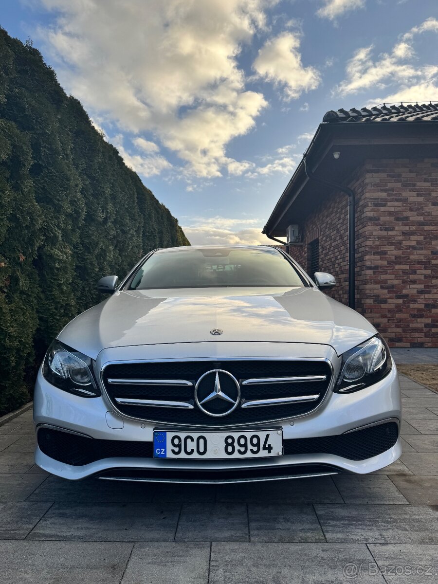 Prodám Mercedes e 220d 4 Matic