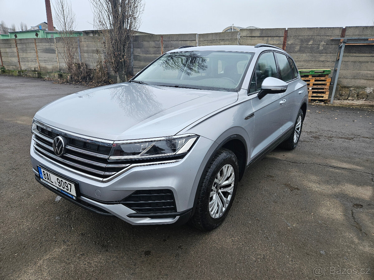 VW Touareg 3,0TDi 4Motion, ČR, 1.maj, 41 tis. km, DPH