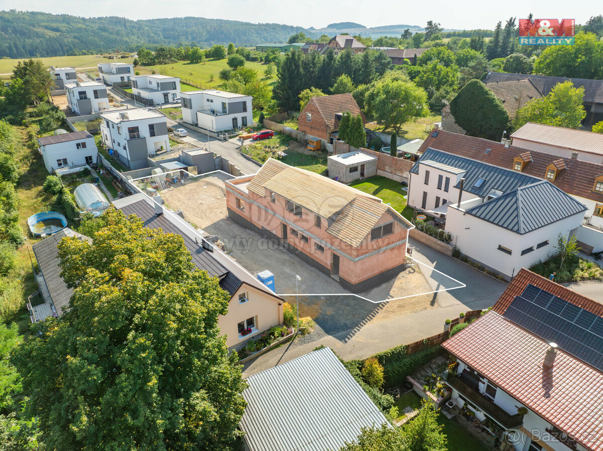 Prodej rodinného domu, 241 m², pozemek 810 m², Podkozí