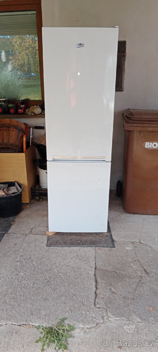 Lednice Beko 170cm,zamluveno